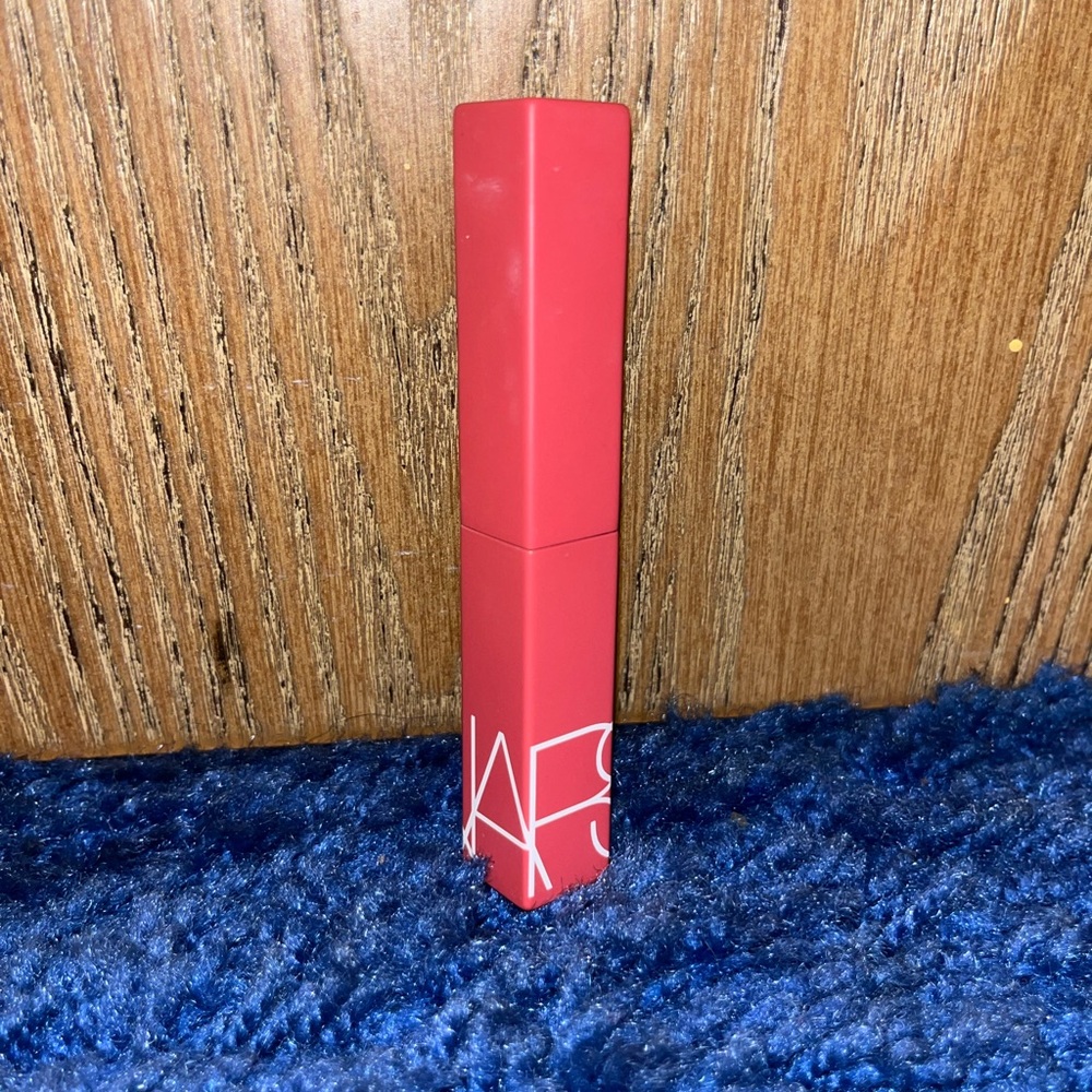 NARS Powermatte Lipstick in American Woman (NEW WITHOUT BOX)